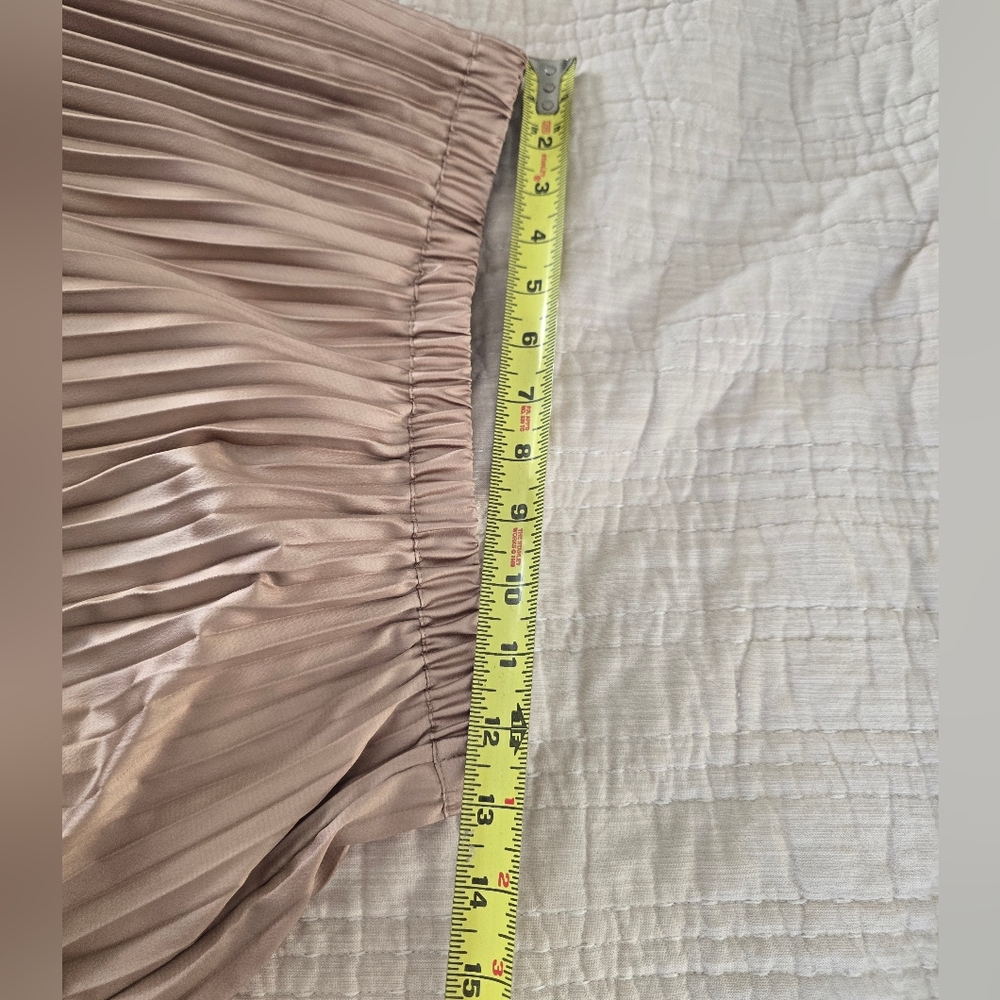 Pleated Midi Skirt in Blush Taupe - Picture 3 of 4
